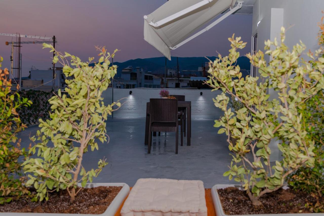 P&K Luxury Apartments 3 Kalamata Bagian luar foto