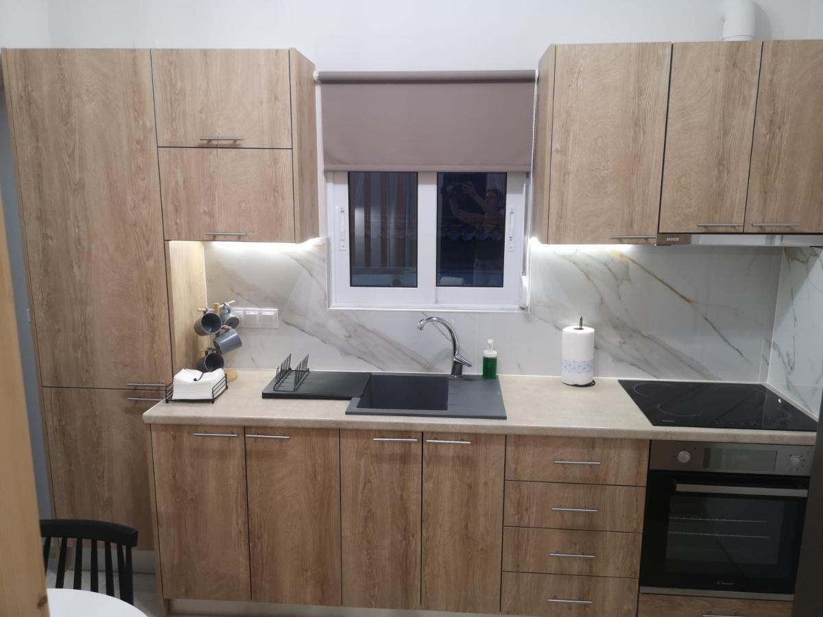 P&K Luxury Apartments 3 Kalamata Bagian luar foto
